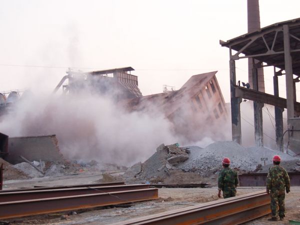 如何做好安全爆破工作？